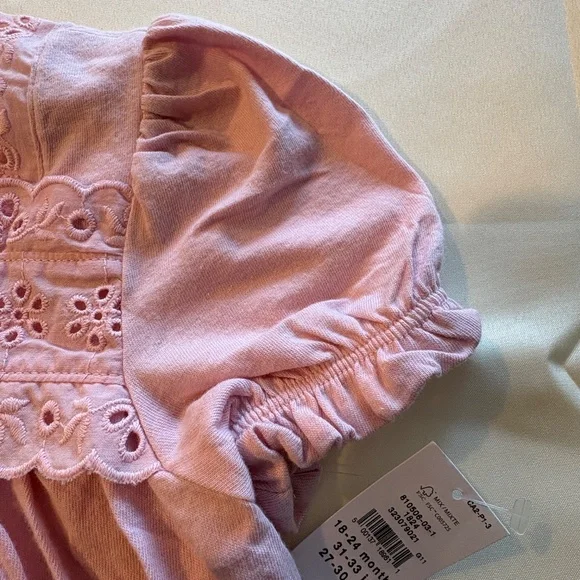 Gap Baby Girl Eyelet Top Short Puff Sleeves Pink NEW WITH TAGS - Picture 3 of 4